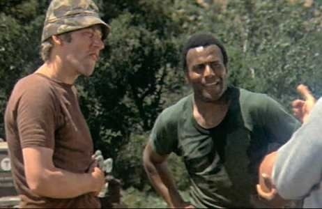 Fred Williamson as Oliver Jones aka “Spearchucker” in the 1970 movie MASH